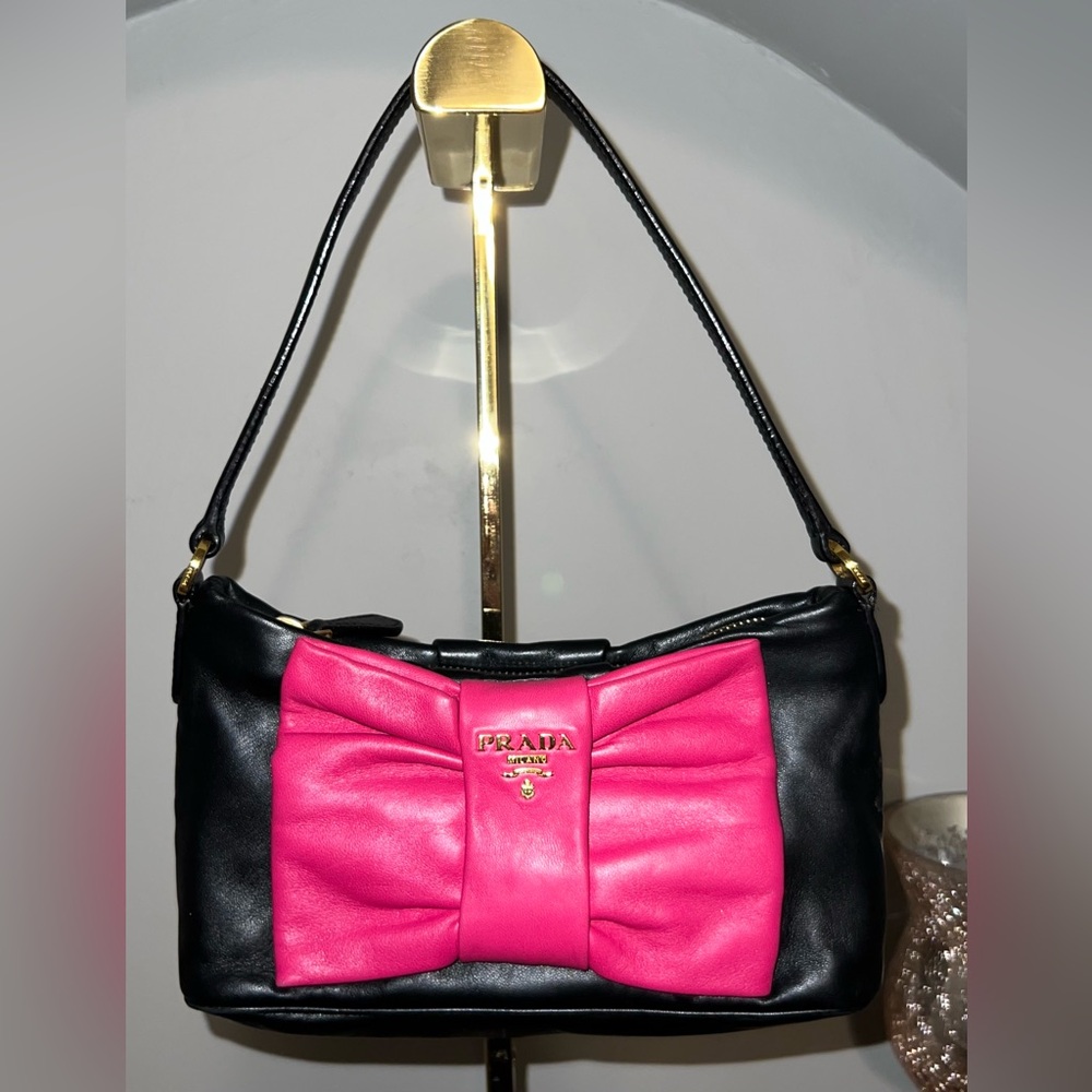 HP 🎀EUC PRADA Black & Pink Leather Nappa Fiocco Small Bow Shoulder Bag